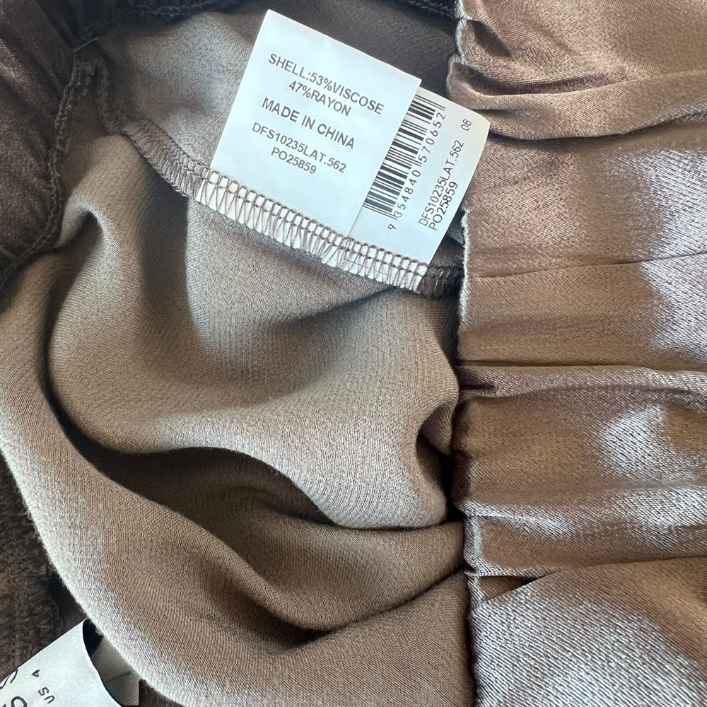DISSH Satin Pants - Picture 4 of 4